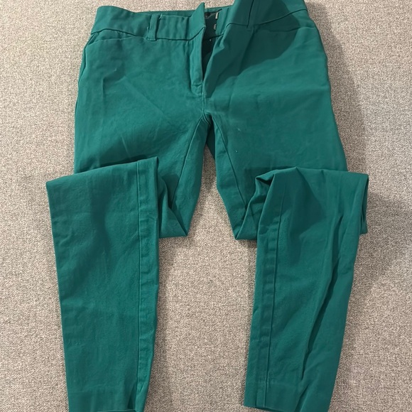 5/$15- Women’s pants size 0 - Picture 1 of 3
